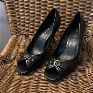 Anne Klein Black Leather Buckle Peep Toe Sz 8.5